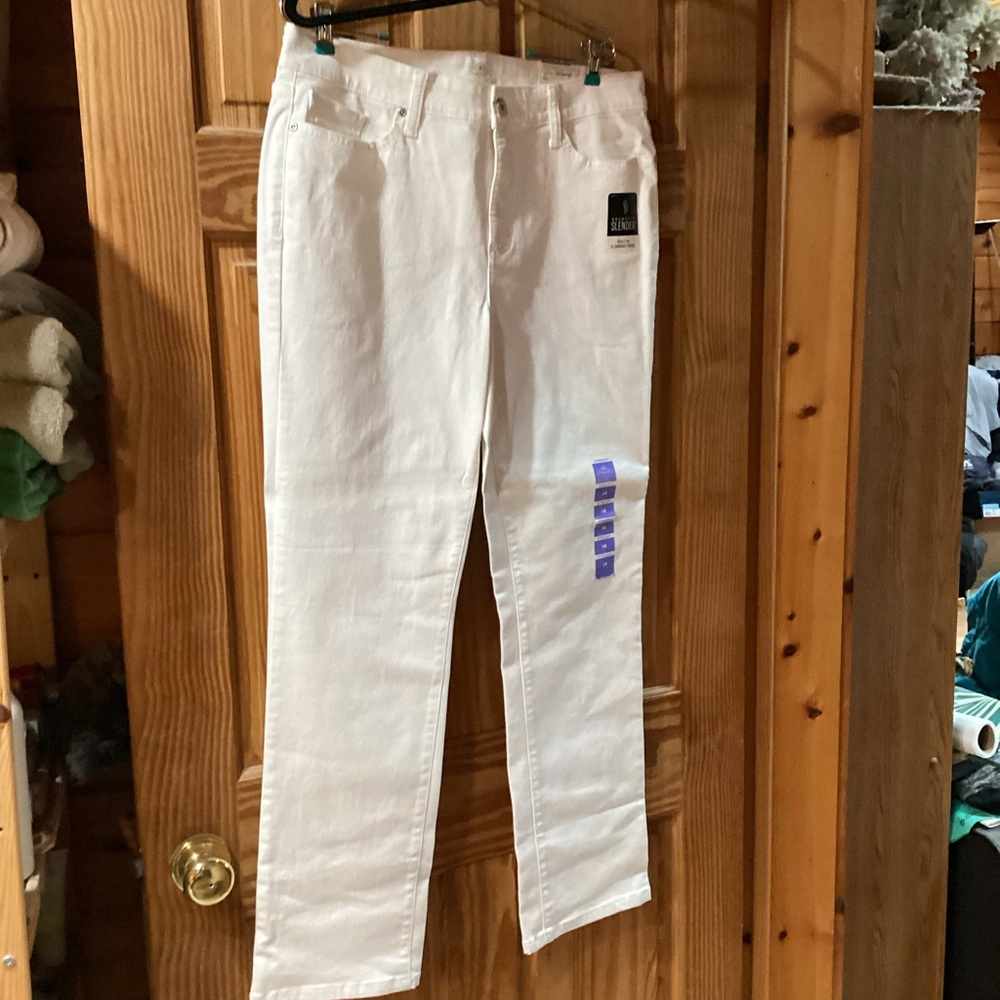 St. John's Bay Easy Fit White Jeans- size 14